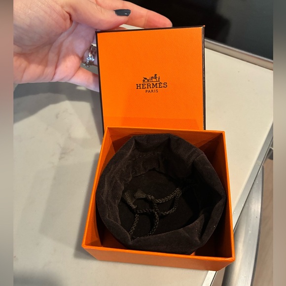 Hermes Black and Silver Leather Bracelet - Picture 10 of 10